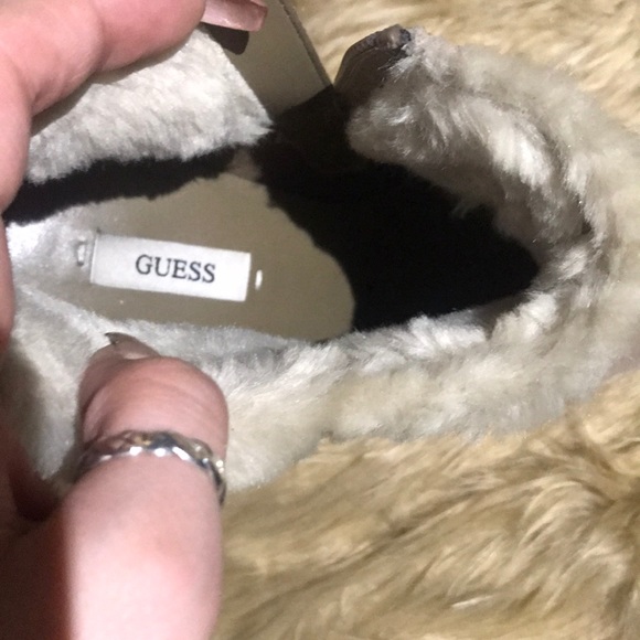 GUESS Heels - Picture 3 of 5